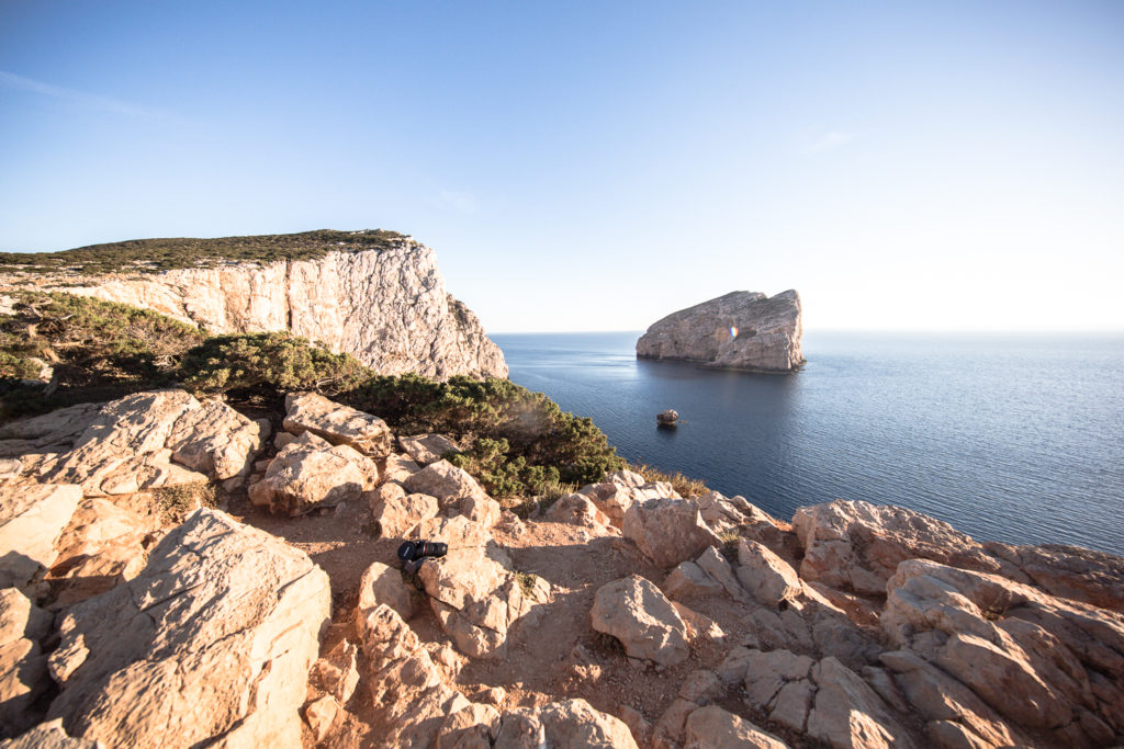 Blick auf die Bucht nahe der Grotta di Nettuno bei Alghero, Sardinien