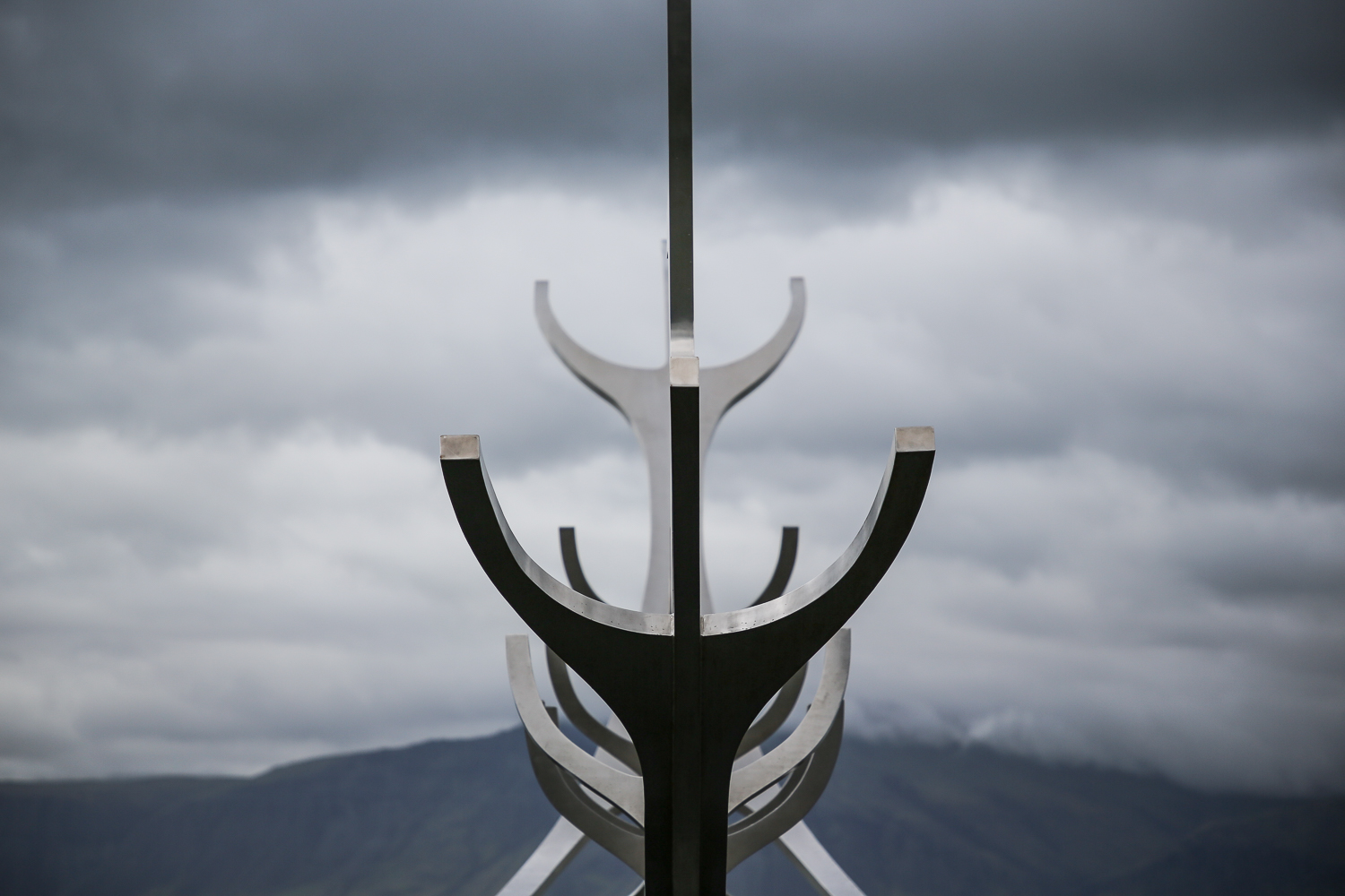 Reykjavik Harpa Hafen Statue